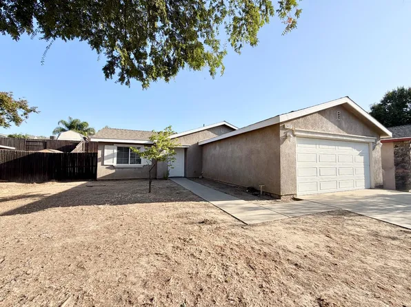 2412 Sycamore St, Selma, CA 93662