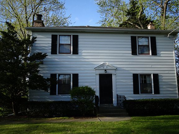 2nd image of 1870 Park Ave W