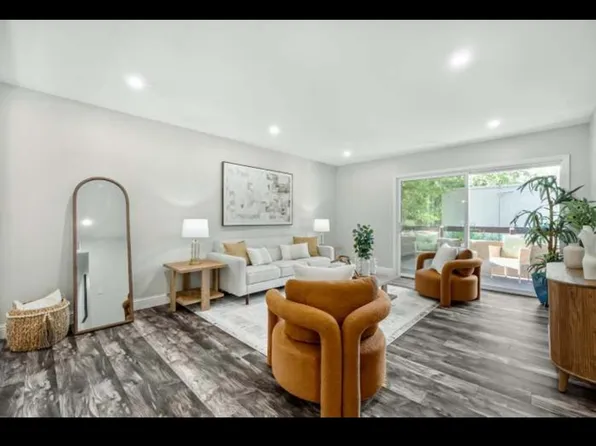 310 Tradewinds Dr APT 8, San Jose, CA 95123