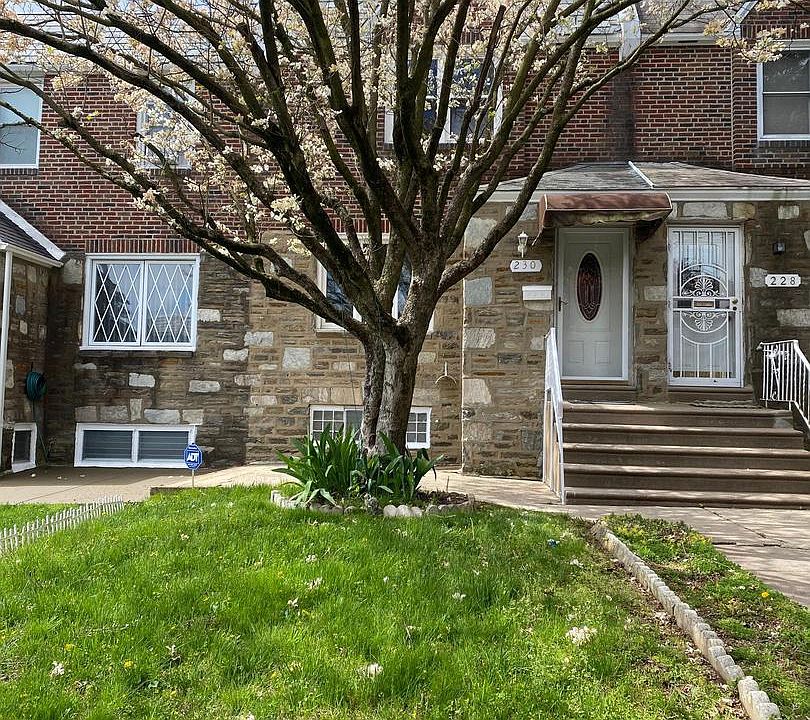 1st image of 230 E Walnut Park Dr