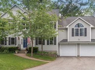 9 Sabbatia Ln, Billerica, MA 01821