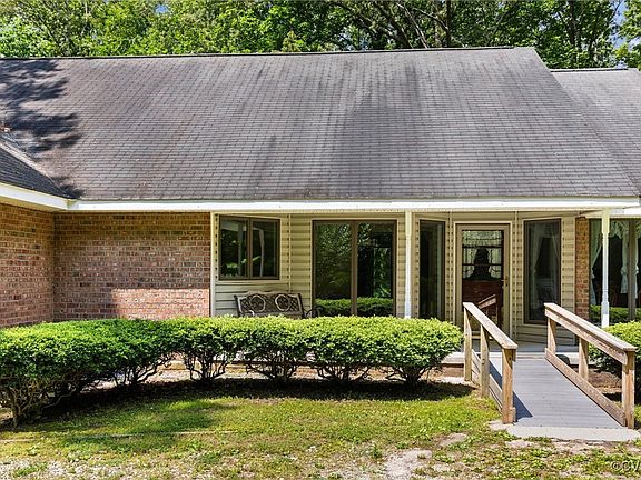 4th image of 10020 Essex Hills Rd