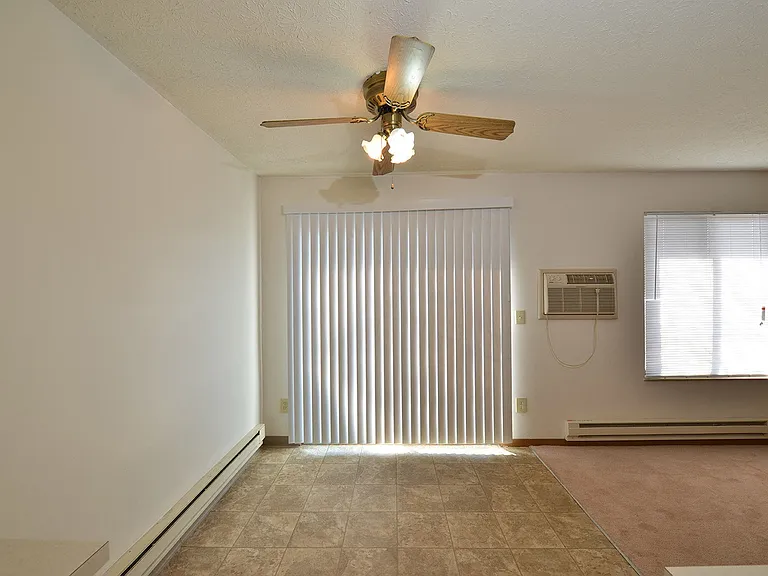 Timbercreek Apts — Photo 22