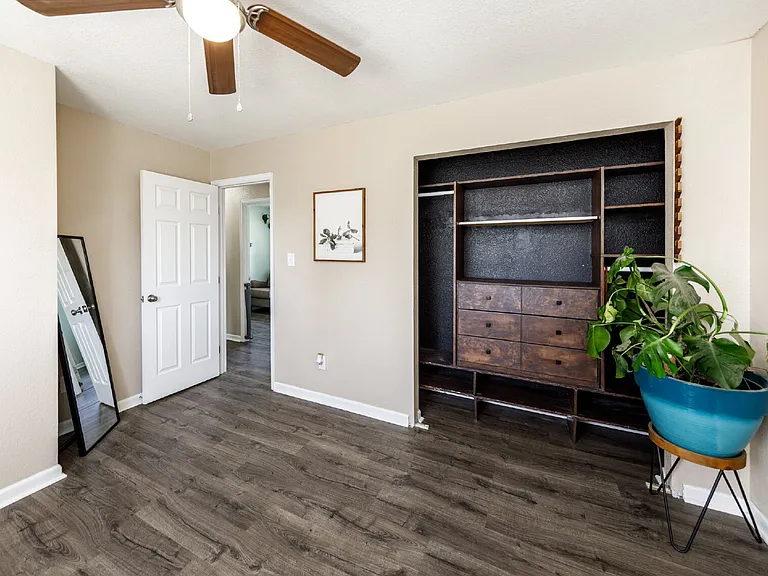1703 Harrow Rd — Photo 26