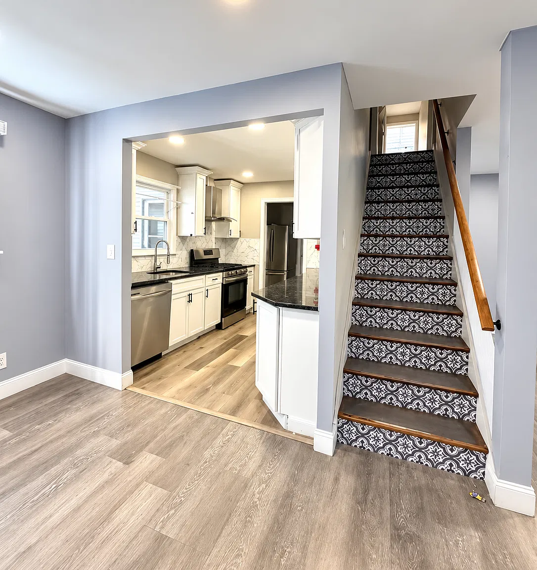 5 bed, 2.0 bath, 1000 sqft, $3,850 — Photo 2