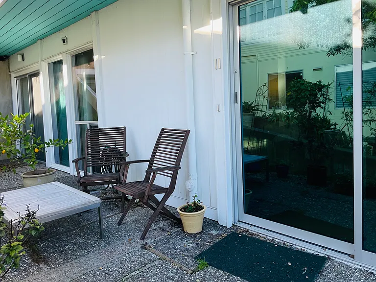 Josephine St — Photo 17