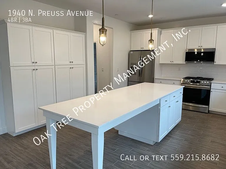 1940 N Preuss Ave — Photo 3