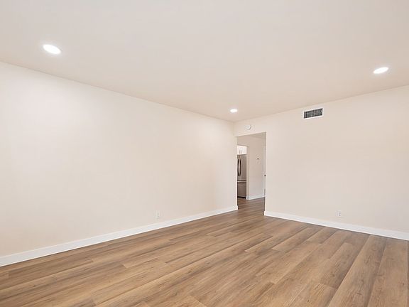3rd image of 5691 Cutler Ct #A