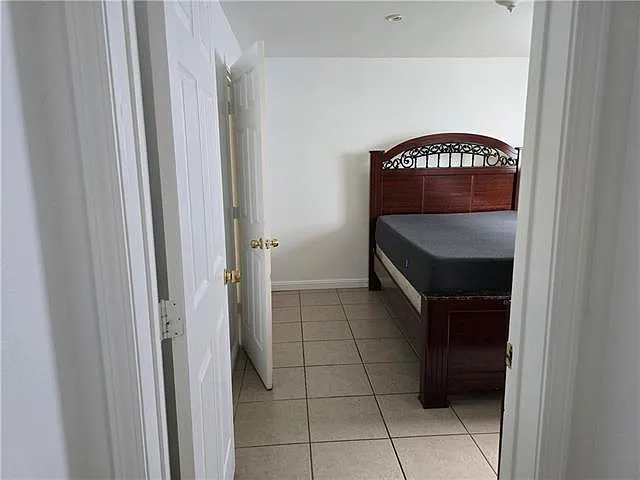 3718 Franklin Ave — Photo 15