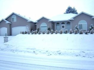 71 Springhill Dr, East Wenatchee, WA 98802