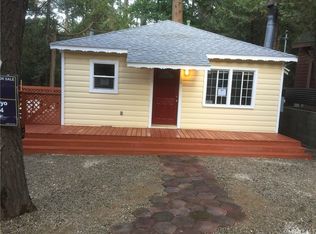 23953 Park Ln, Crestline, CA 92325