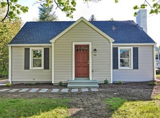 30 Calumet Ave, Worcester, MA 01606