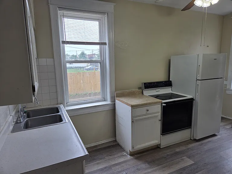 4603 Loughborough Ave #A — Photo 2