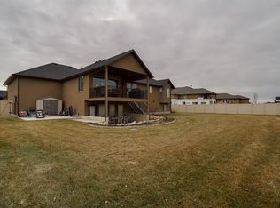 2828 W 2125 N, Plain City, UT 84404