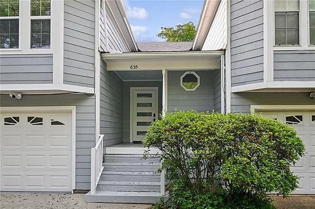 655 Colbert St #24 — Photo 6