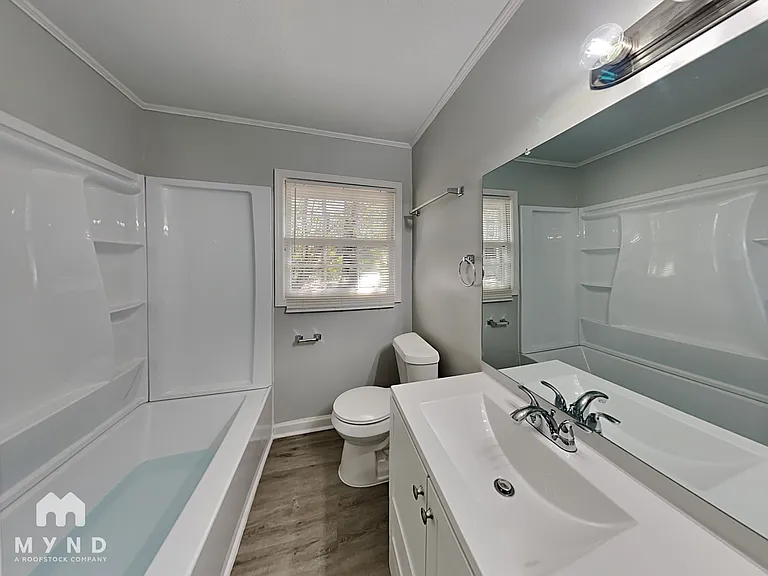1290 Maple St SE — Photo 15