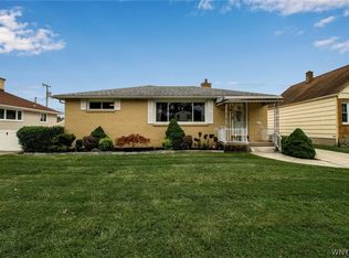 17 Margaret Rd, Amherst, NY 14226