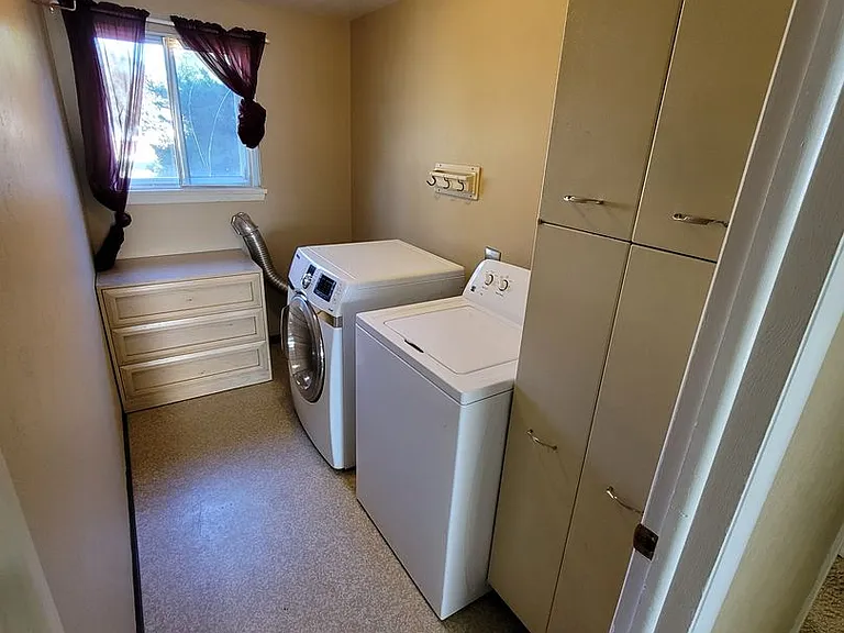 3917 Applewood Dr — Photo 32
