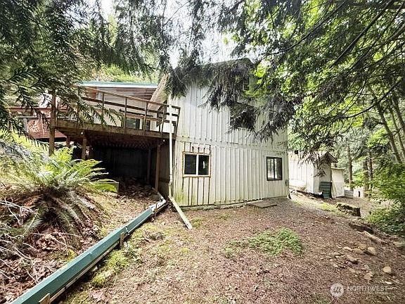 2nd image of 110 Trailwood Drive