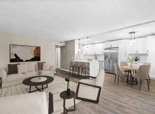 2030 Guildford Dr #B, Boca Raton, FL 33434