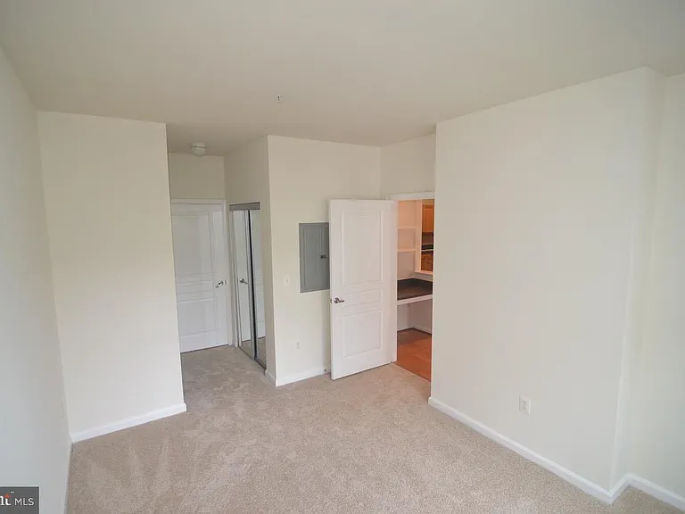 12000 Market St #355 — Photo 3