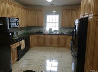 1309 Parkview Dr, Spring Valley, NY 10977