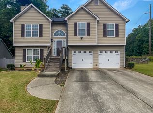3202 Grove Trl NW, Acworth, GA 30101