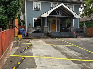 2146 SE Belmont St #A, Portland, OR 97214
