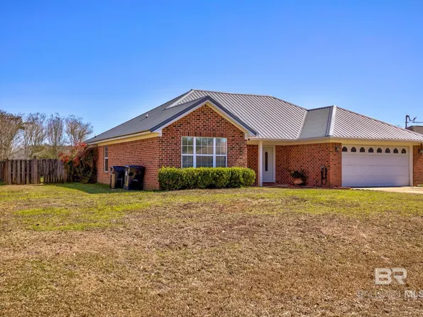 23540 Harvest Creek Dr, Robertsdale, AL 36567