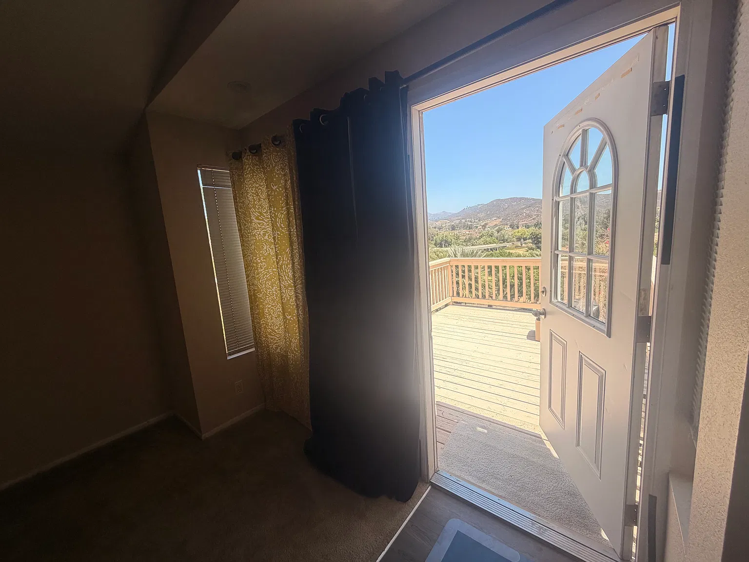1 bed, $1,300 — Photo 2