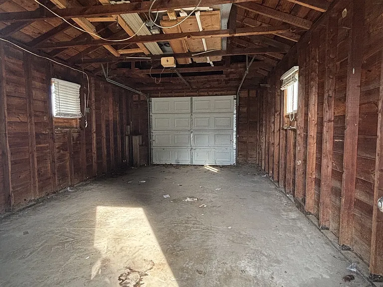 766 Ruprecht Ave — Photo 11