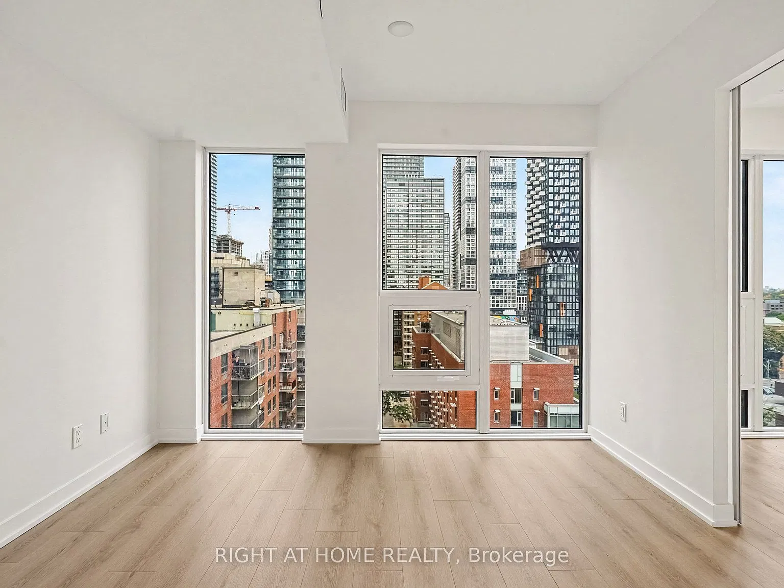 2 bed, $2,500 — Photo 2