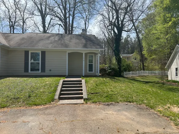 1910 Saffron Pl, Winston Salem, NC 27127