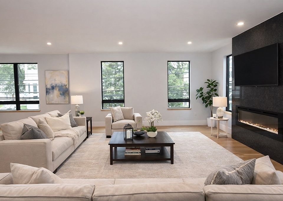 1st image of 316 School St #1