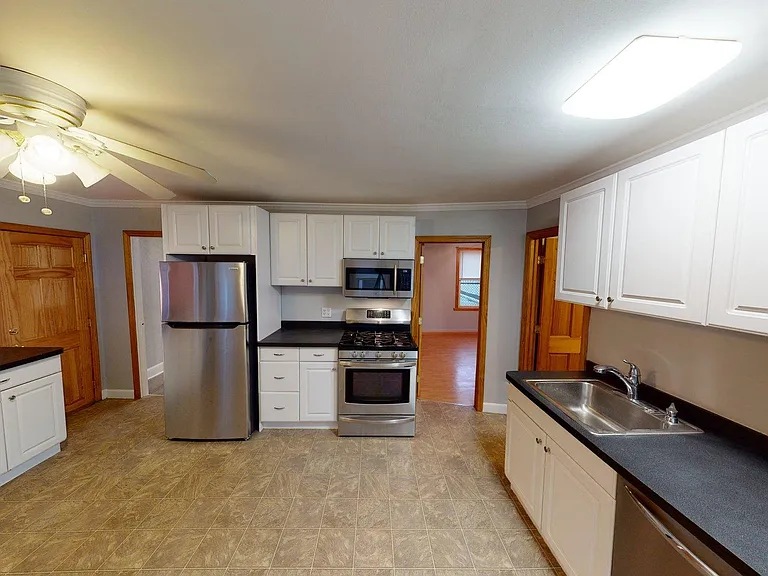 346 Chelsea St #2 — Photo 12