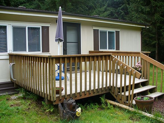 Nice front Deck