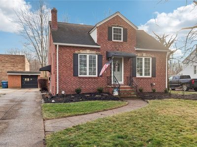 22171 Macbeth Ave, Fairview Park, OH, 44126