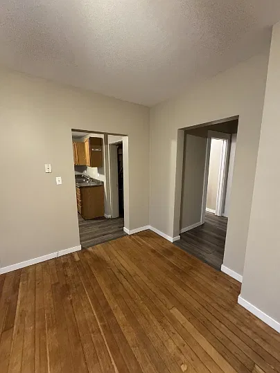 2 bed, $875 — Photo 4