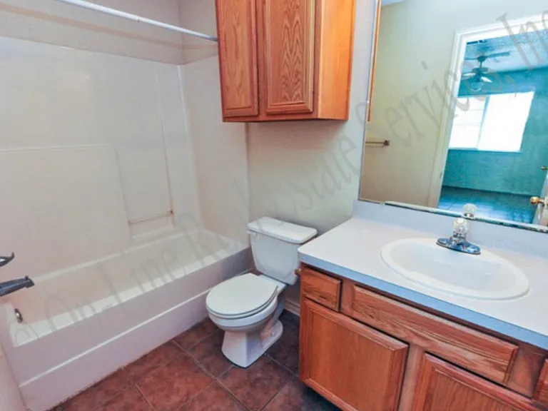 924 Willow Pond St #A — Photo 11
