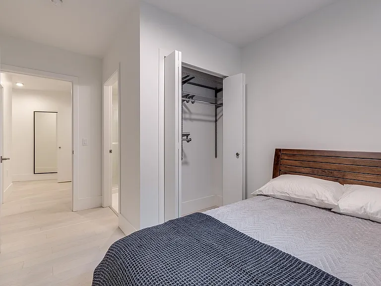 1425 Haro St #107 — Photo 17