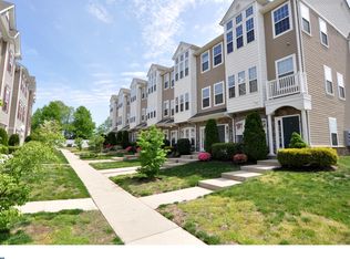 9 Fawn Ct, Delran, NJ 08075