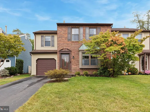 96 Wynmere Dr, Horsham, PA 19044