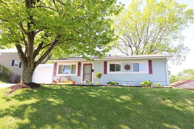 1st image of 318 Orchard Hill Dr