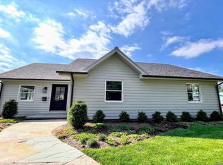 26 Bogert St, Closter, NJ 07624