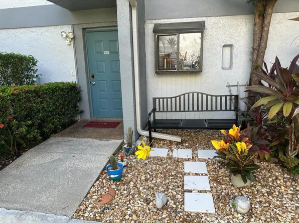 2737 S Oakland Forest Drive #102, Oakland Park, FL 33309