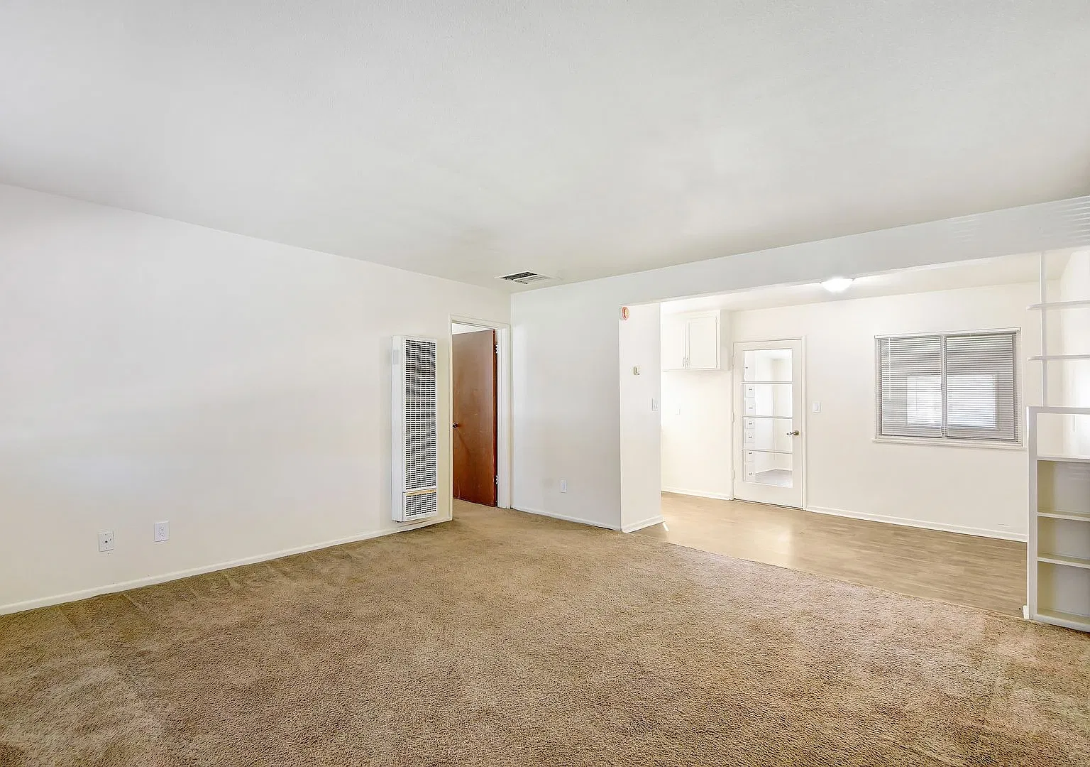 Charming Home of 3 bedroom \ 1 bath — Photo 3