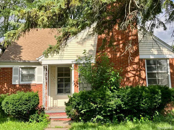 18429 Harlow St, Detroit, MI 48235