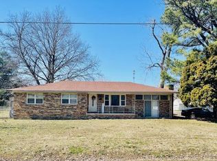 701 S 6th St, Lilbourn, MO 63862