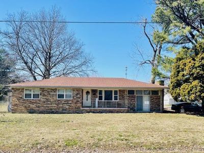 701 S 6th St, Lilbourn, MO, 63862