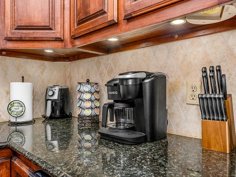 3330 Timberview Rd — Photo 15